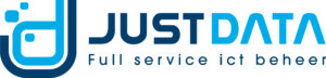 Justdata ICT, Logo voor JustData met links een blauw abstract pictogram en daarnaast de tekst JUSTDATA, met daaronder de slogan Full service ict beheer.